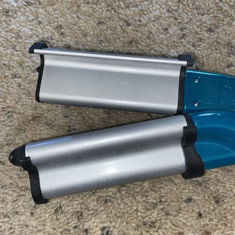 BedHead Triple Barrel Waver - Teal Blue and Silver